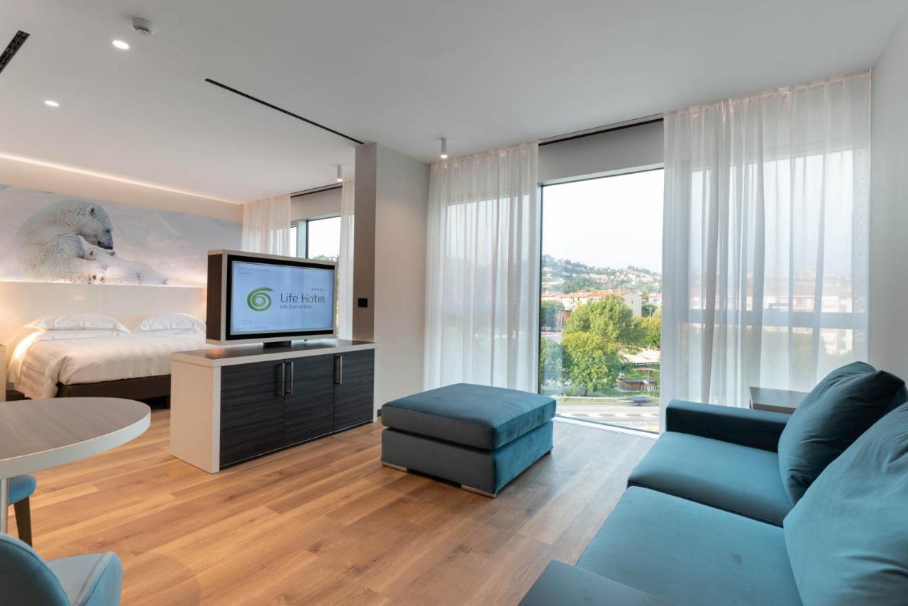 Life Hotel Bergamo Exteriör bild